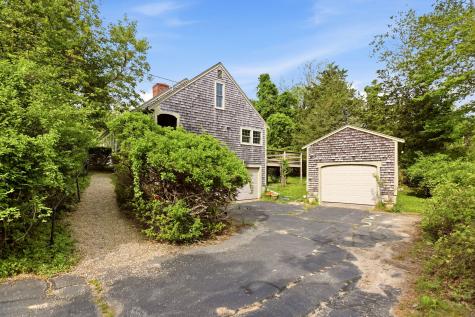 93 Robbins Circle Dennis MA 02638