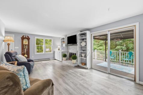 25 Muskegat Road MA 02536