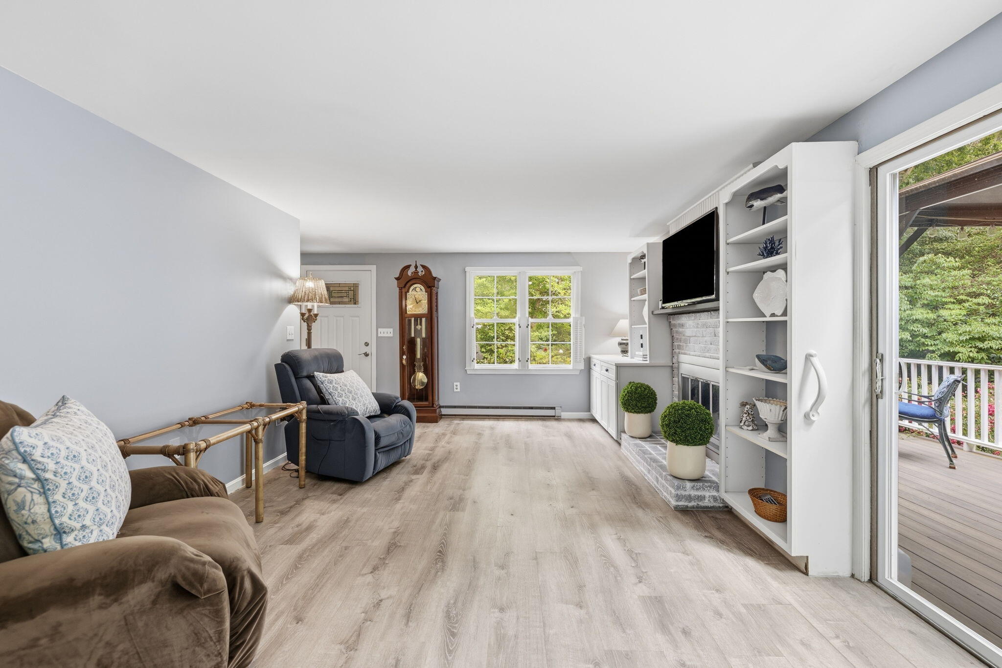 25 Muskegat Road MA 02536
