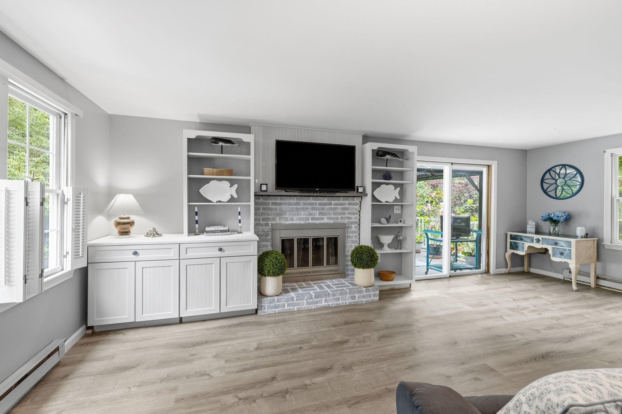 25 Muskegat Road MA 02536