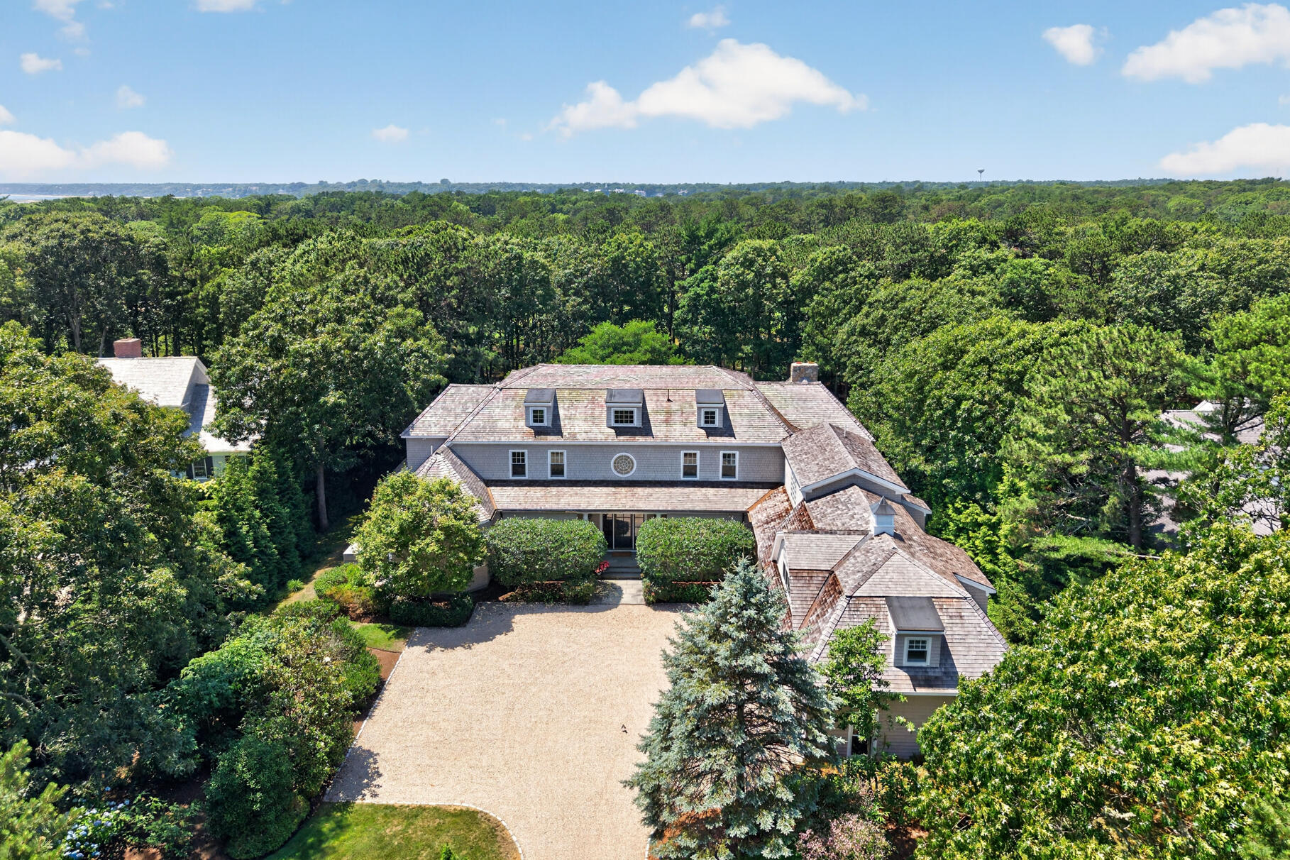 179 Pineleigh Path Osterville MA 02655
