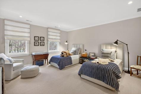 179 Pineleigh Path Barnstable MA 02655