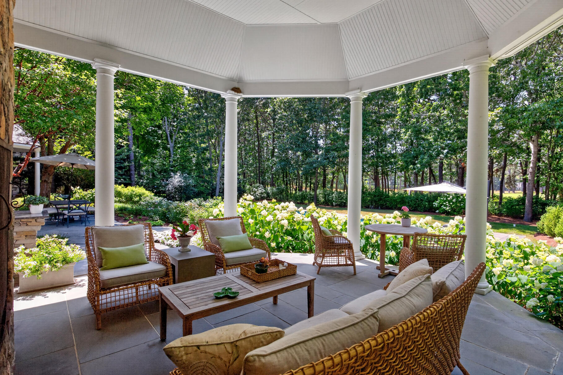 179 Pineleigh Path Osterville MA 02655