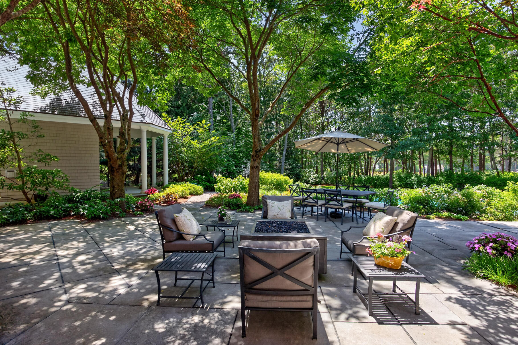 179 Pineleigh Path Osterville MA 02655