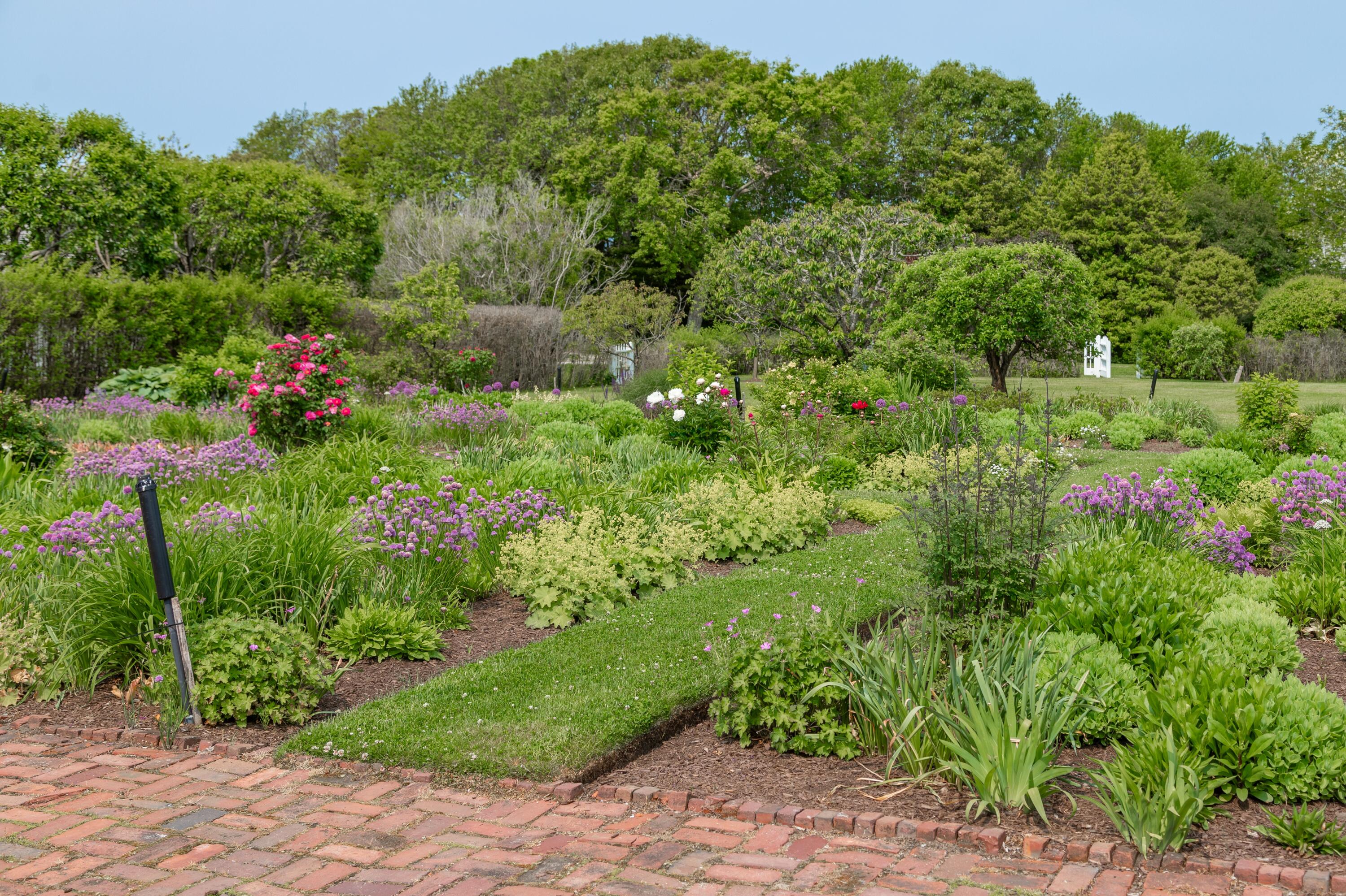 17 Indian Trail Osterville MA 02655