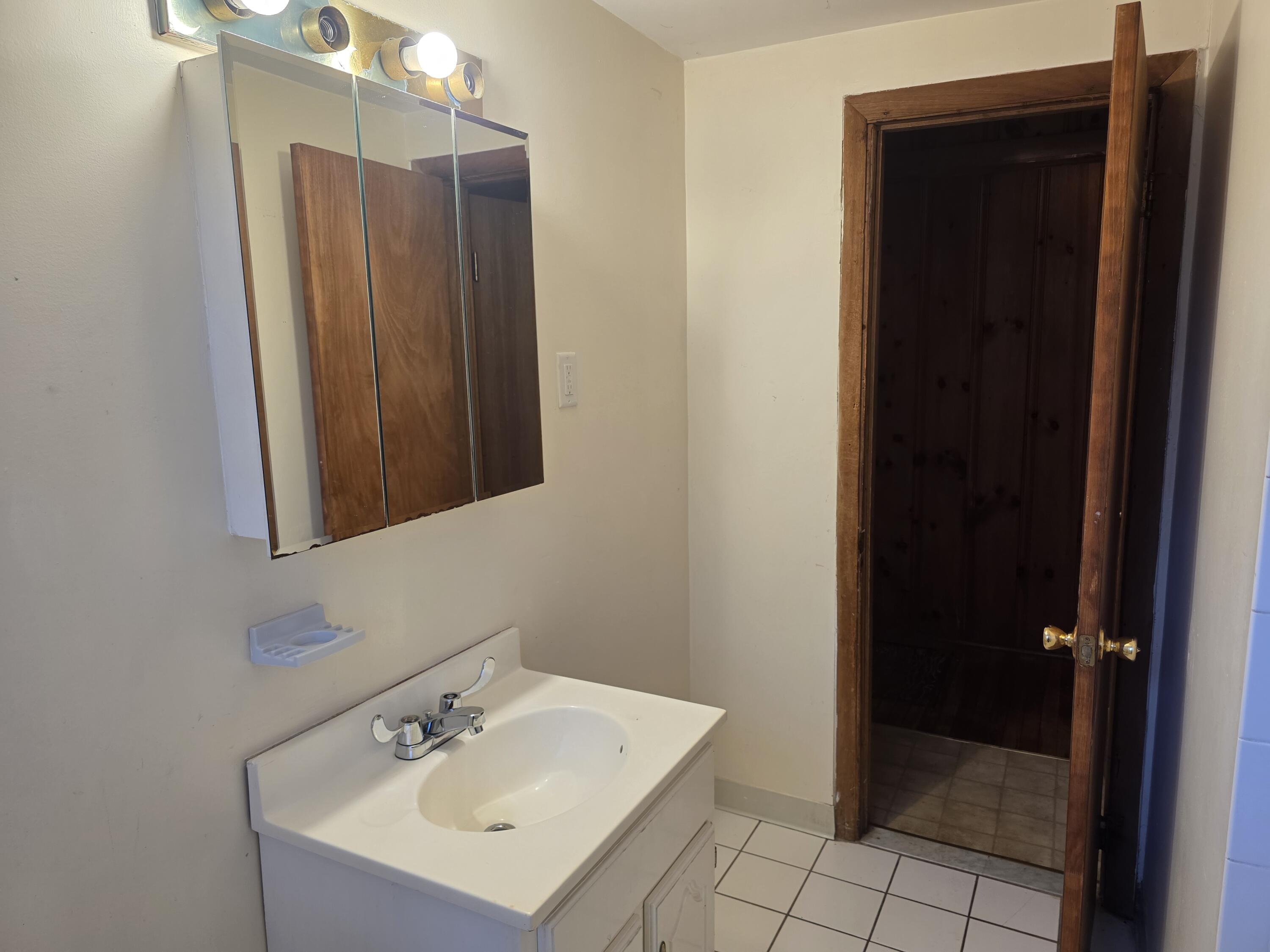 8 Holly Lane Yarmouth MA 02664