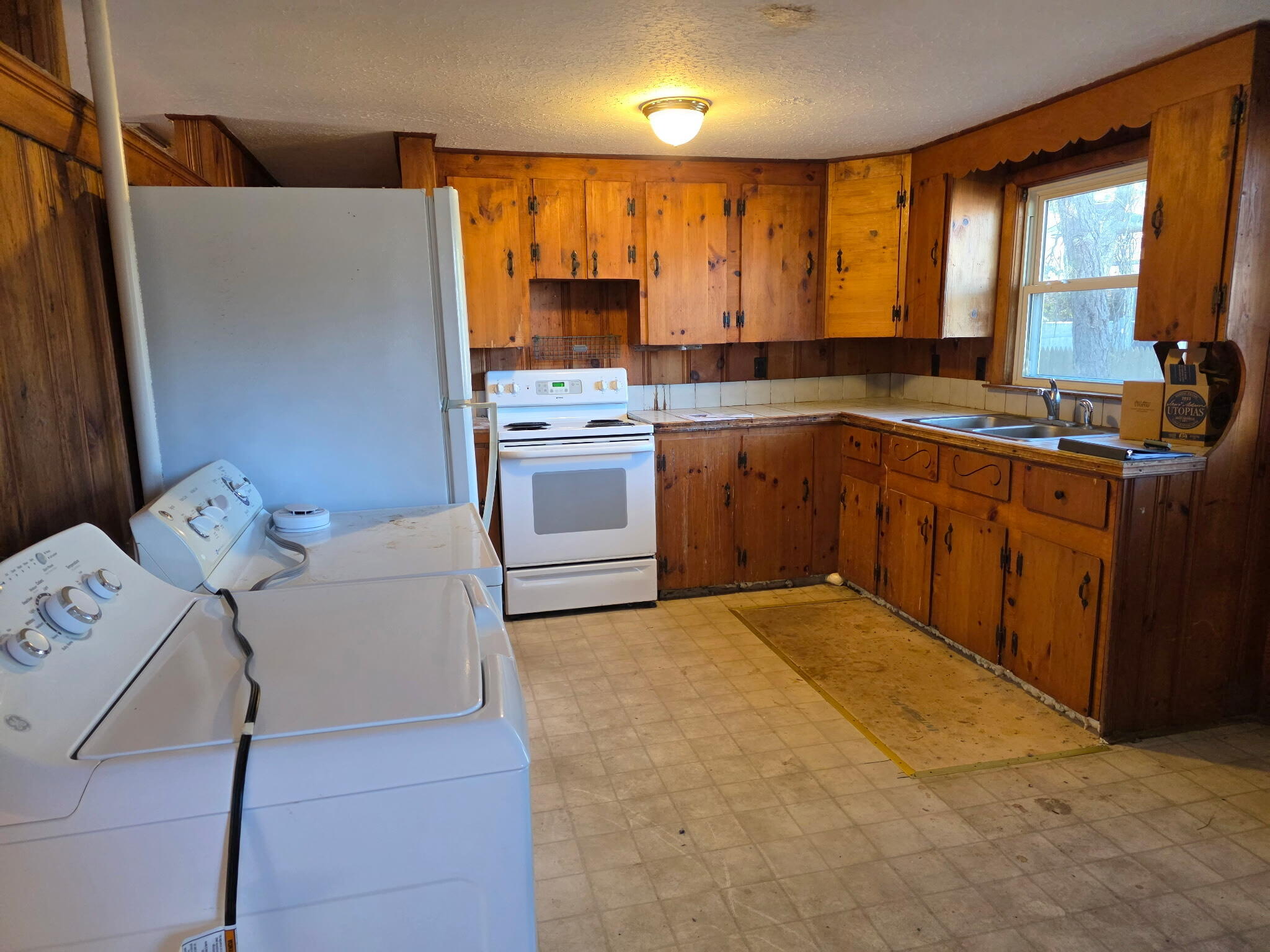 8 Holly Lane Yarmouth MA 02664