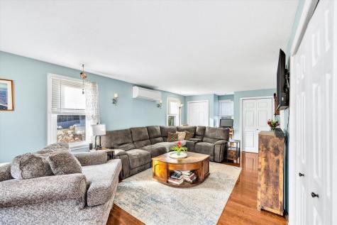 39 Papnomett Road Mashpee MA 02649