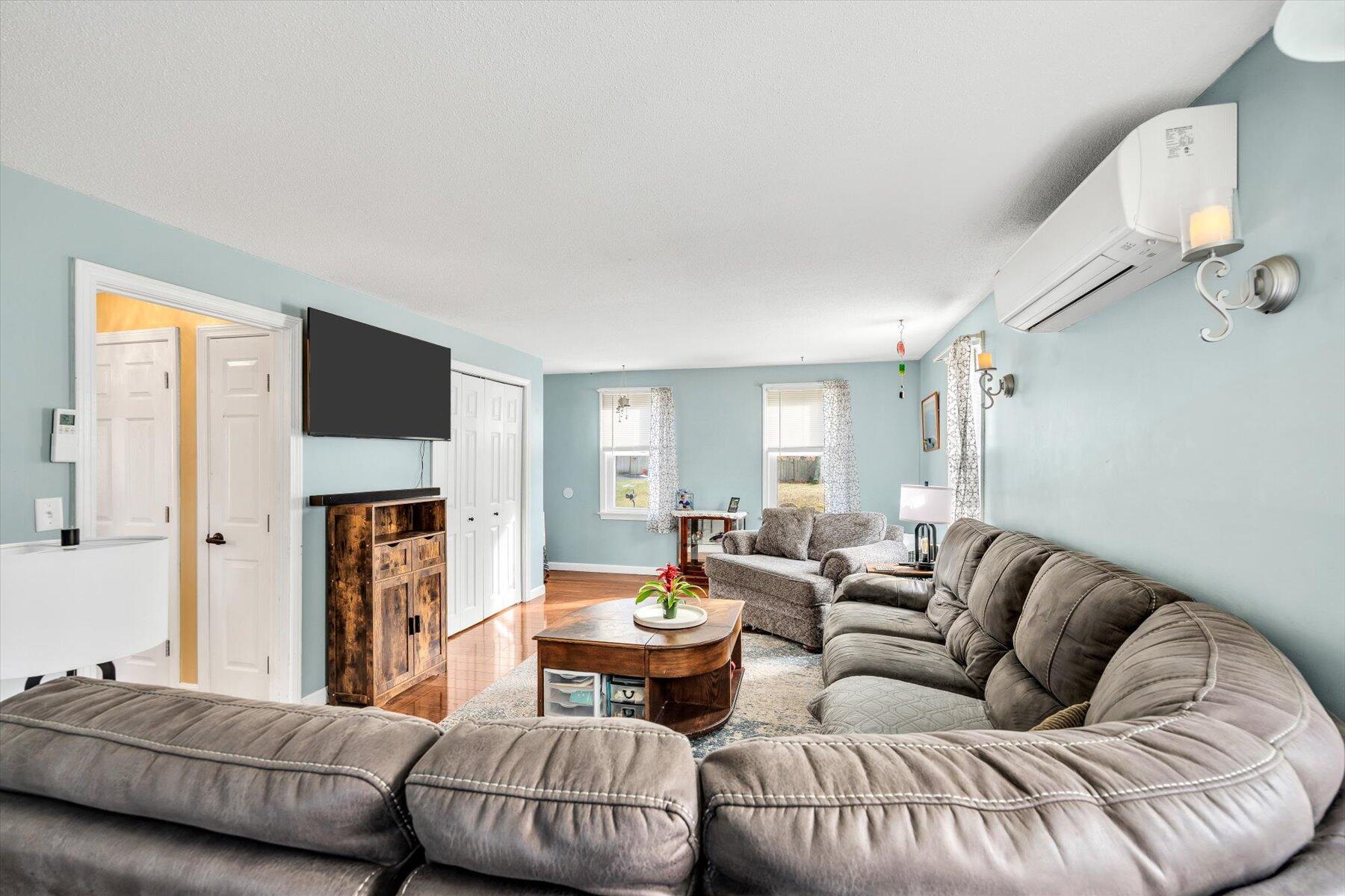 39 Papnomett Road Mashpee MA 02649