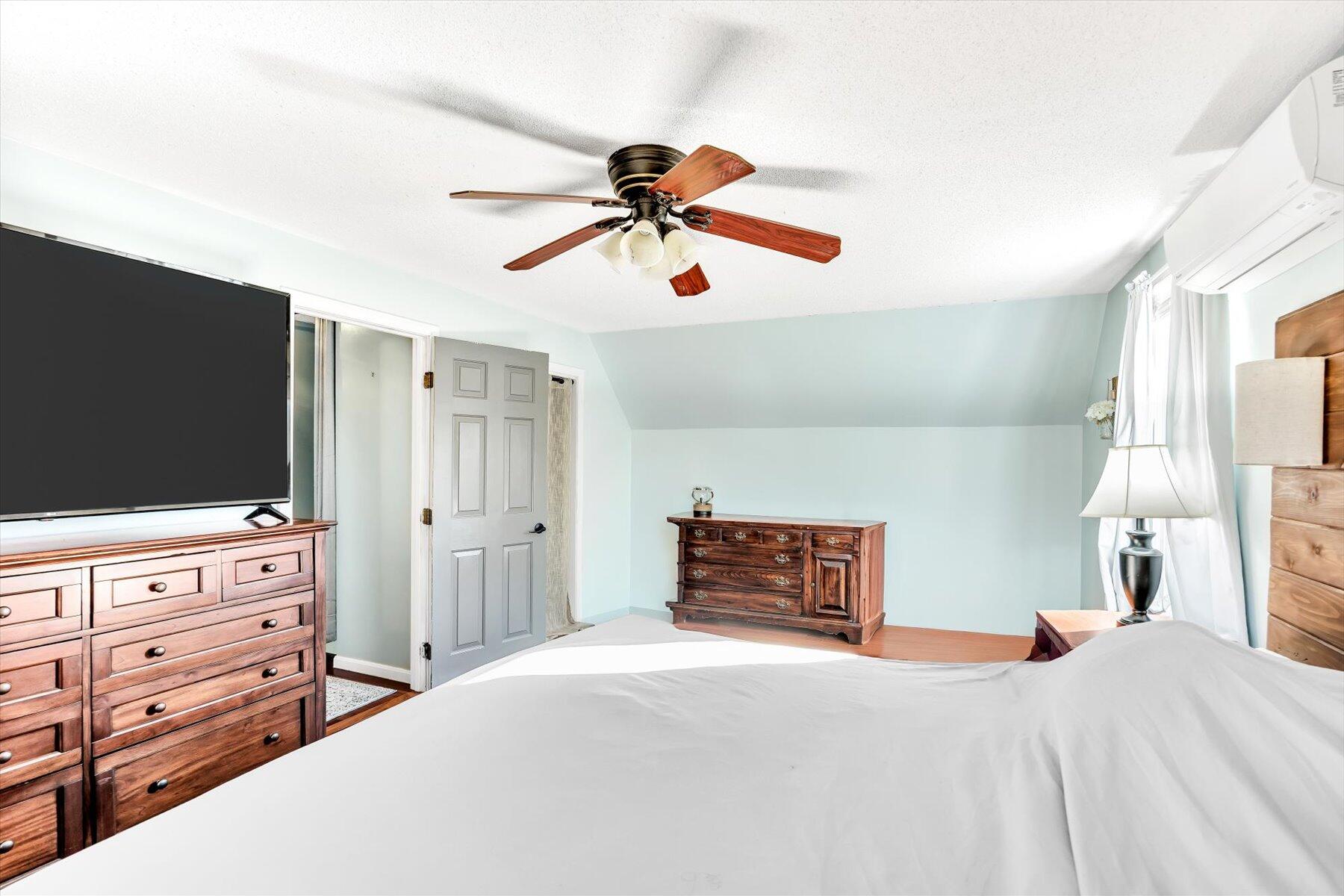 39 Papnomett Road Mashpee MA 02649