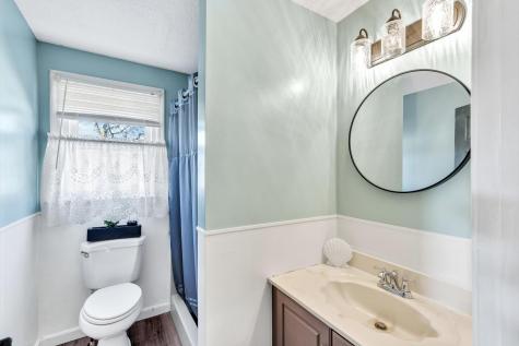 39 Papnomett Road Mashpee MA 02649