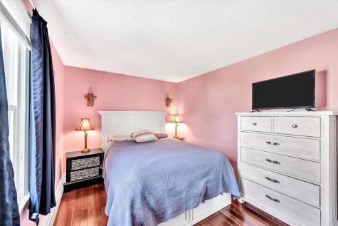 39 Papnomett Road Mashpee MA 02649