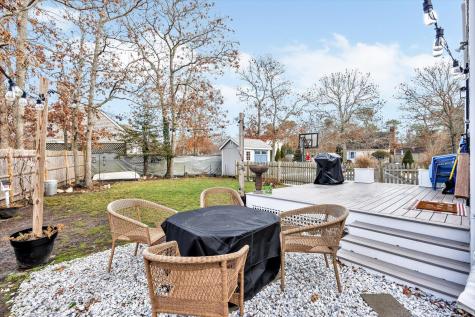 39 Papnomett Road Mashpee MA 02649