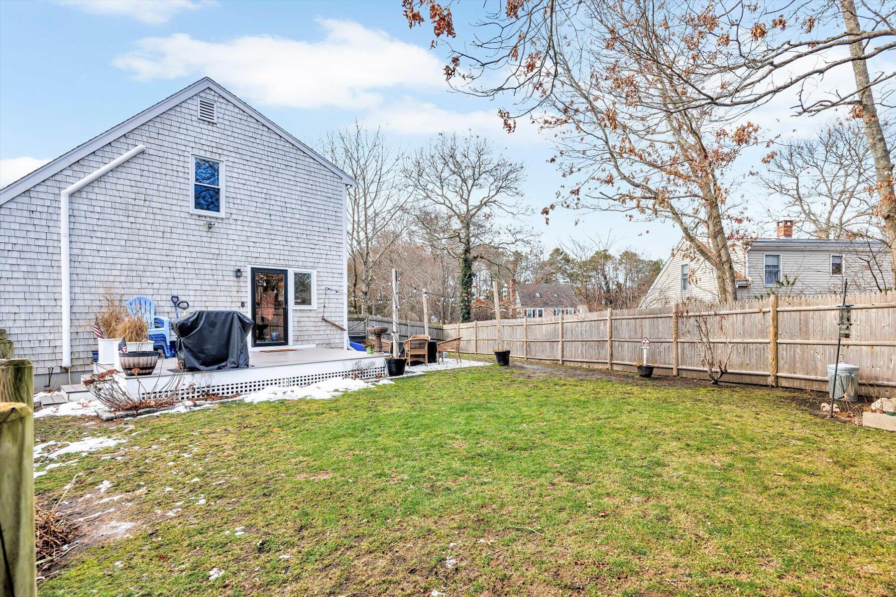 39 Papnomett Road Mashpee MA 02649