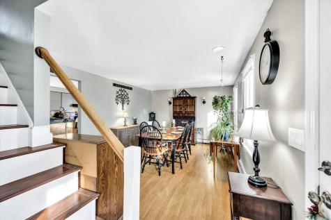 39 Papnomett Road Mashpee MA 02649