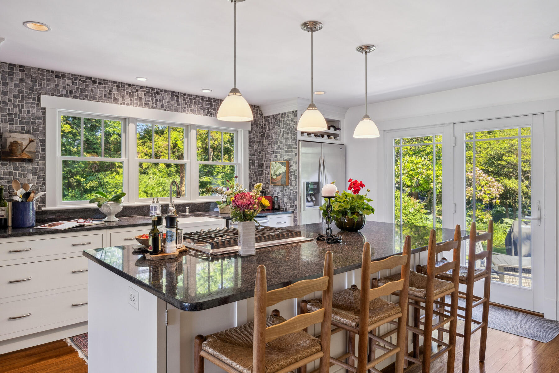 19 Willow Street Sandwich MA 02563