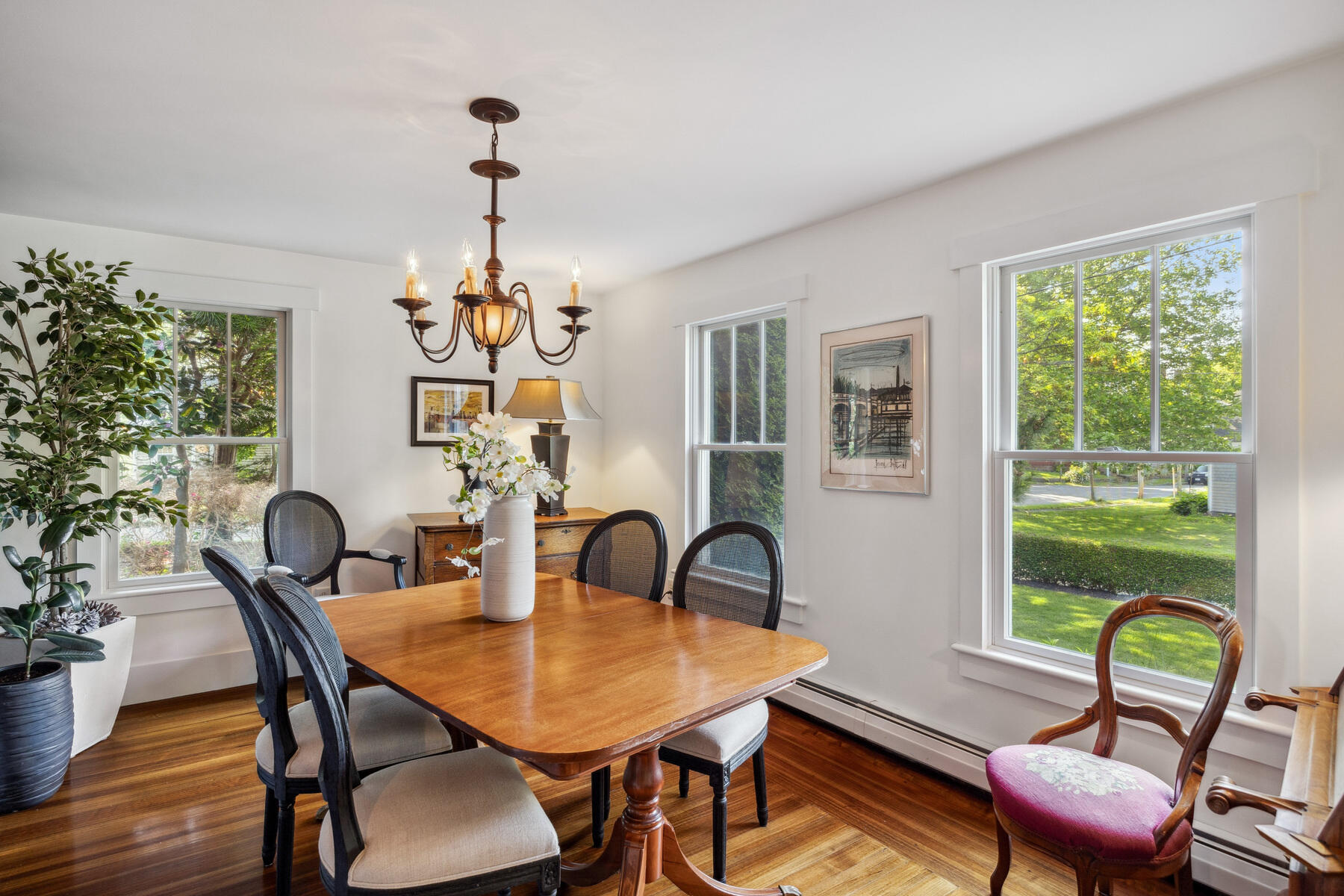 19 Willow Street Sandwich MA 02563