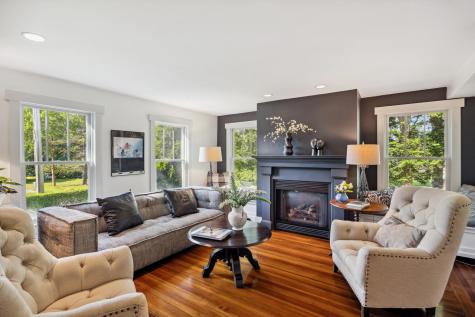 19 Willow Street Sandwich MA 02563