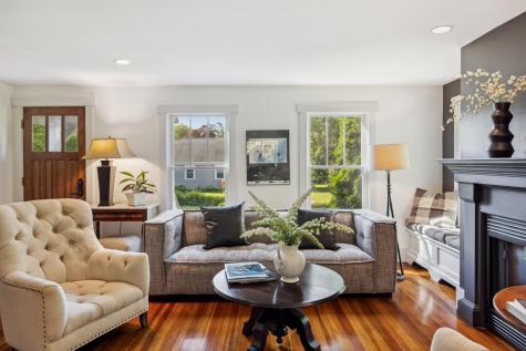 19 Willow Street Sandwich MA 02563