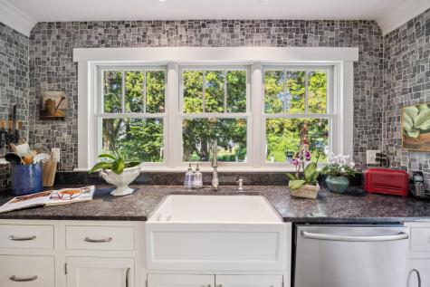 19 Willow Street Sandwich MA 02563