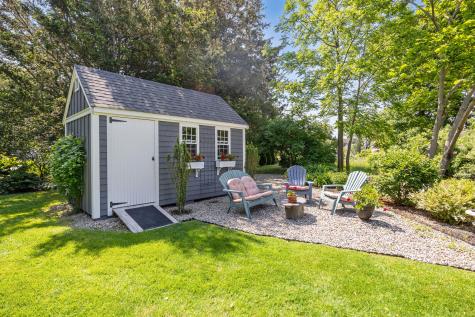 19 Willow Street Sandwich MA 02563