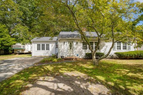4 Raymond Avenue Yarmouth MA 02664