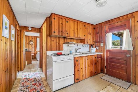 42 Kim Path Mashpee MA 02649