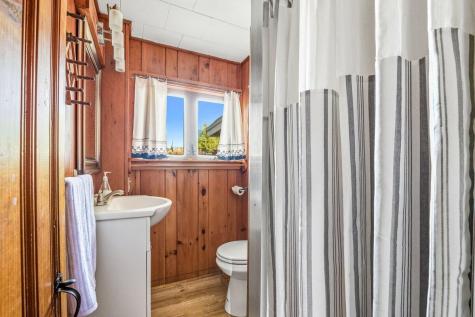 42 Kim Path Mashpee MA 02649