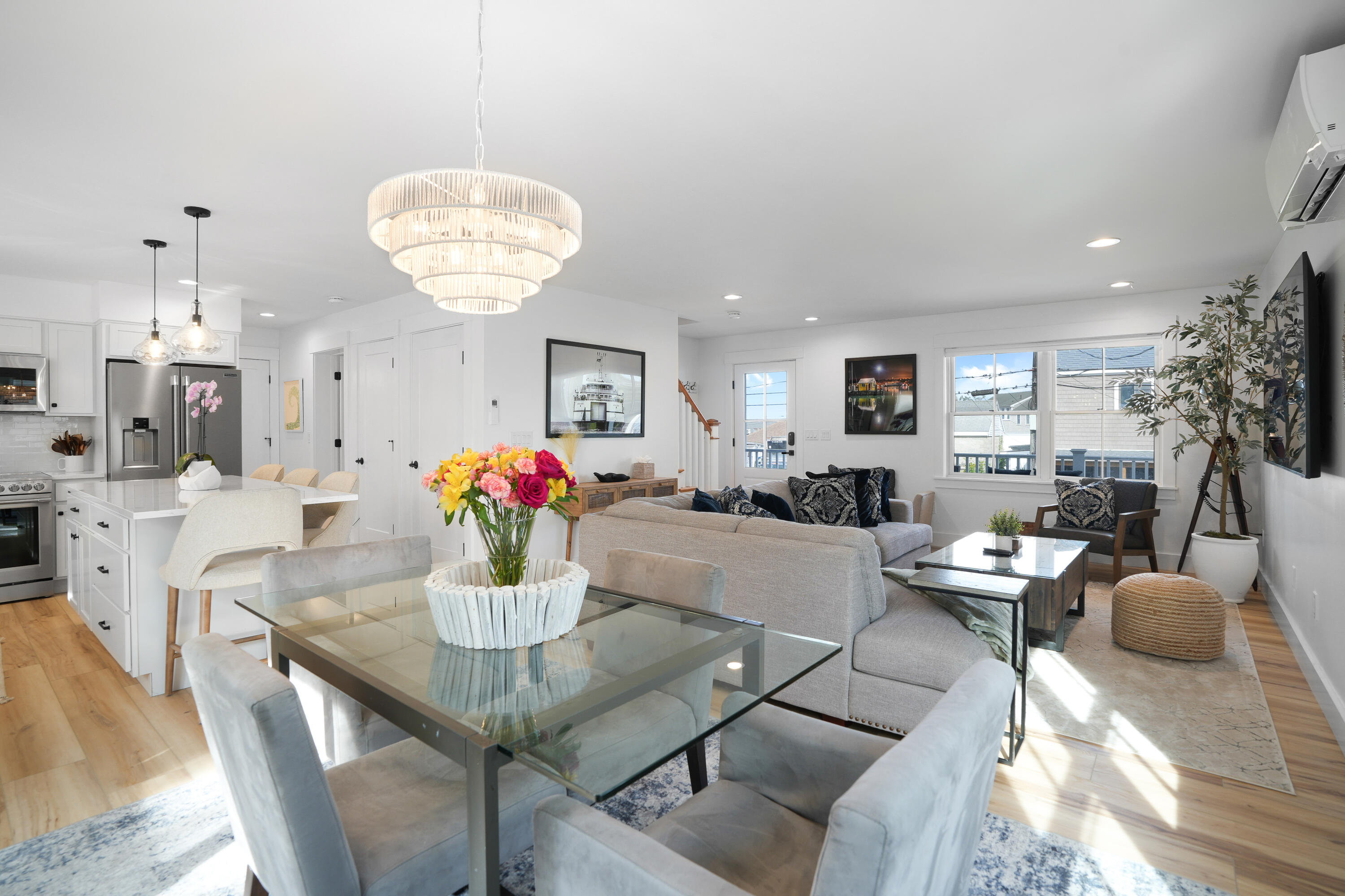 29 & 33 Lagoon Pond Road Vineyard Haven MA 02568