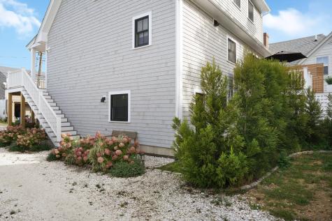 29 & 33 Lagoon Pond Road Vineyard Haven MA 02568