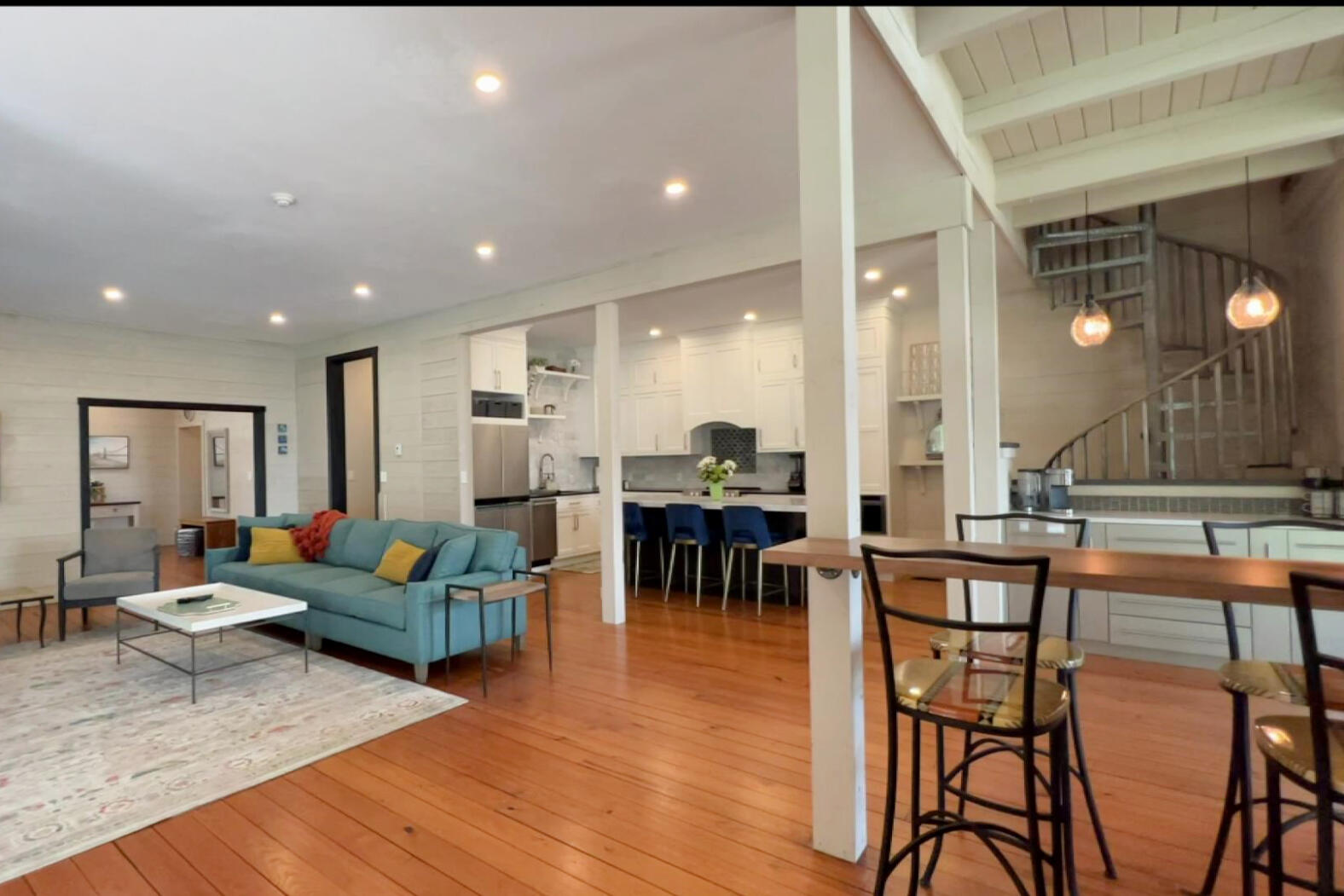 156 Teaticket Highway Falmouth MA 02540