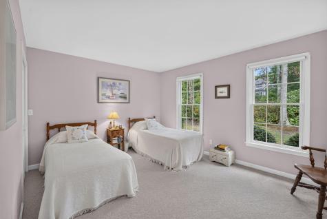 31 Little Neck Way Marstons Mills MA 02648