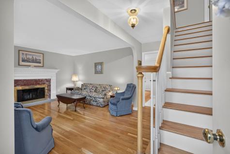 31 Little Neck Way Marstons Mills MA 02648
