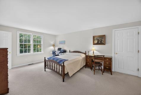 31 Little Neck Way Marstons Mills MA 02648