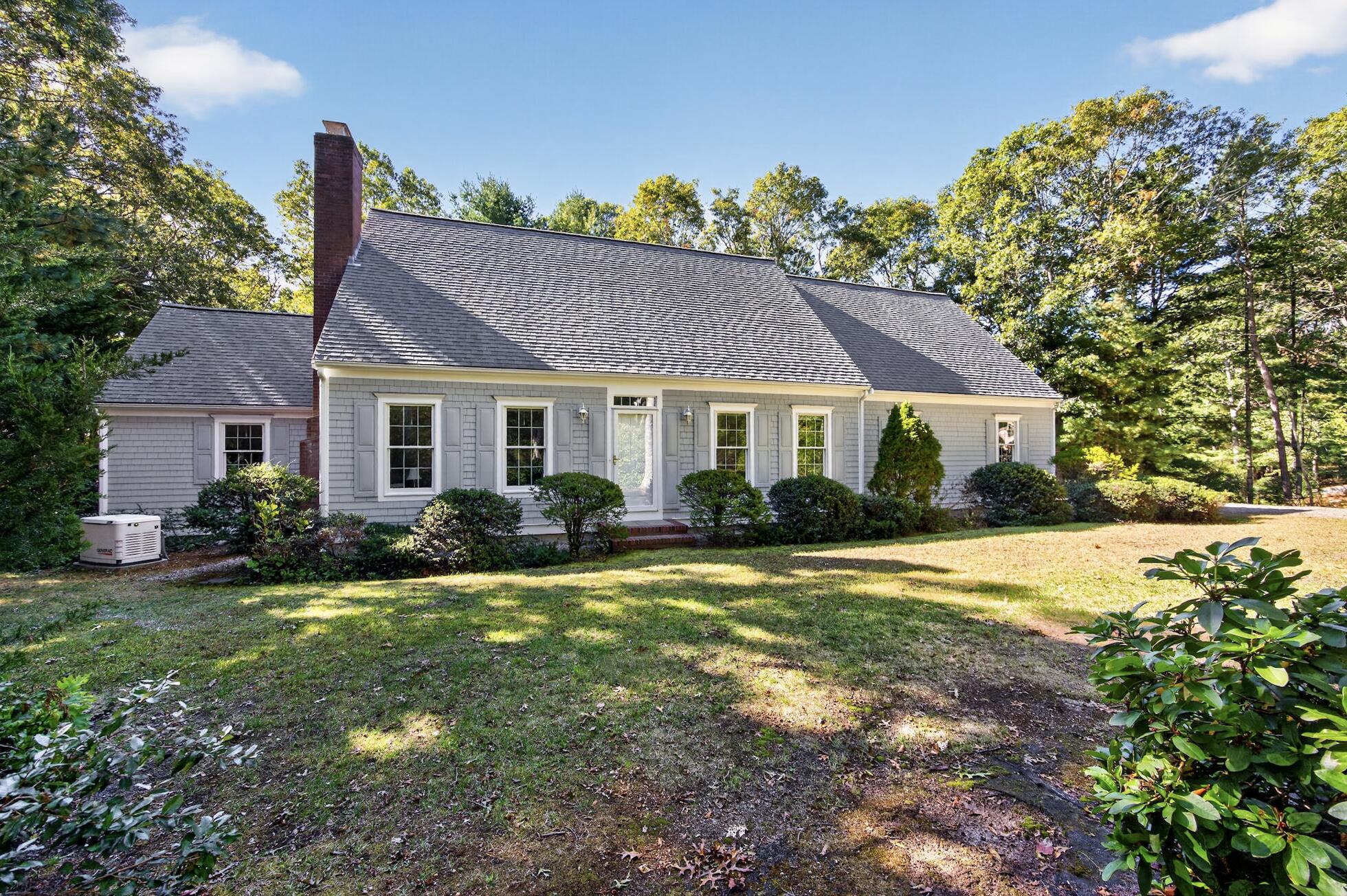 31 Little Neck Way Marstons Mills MA 02648
