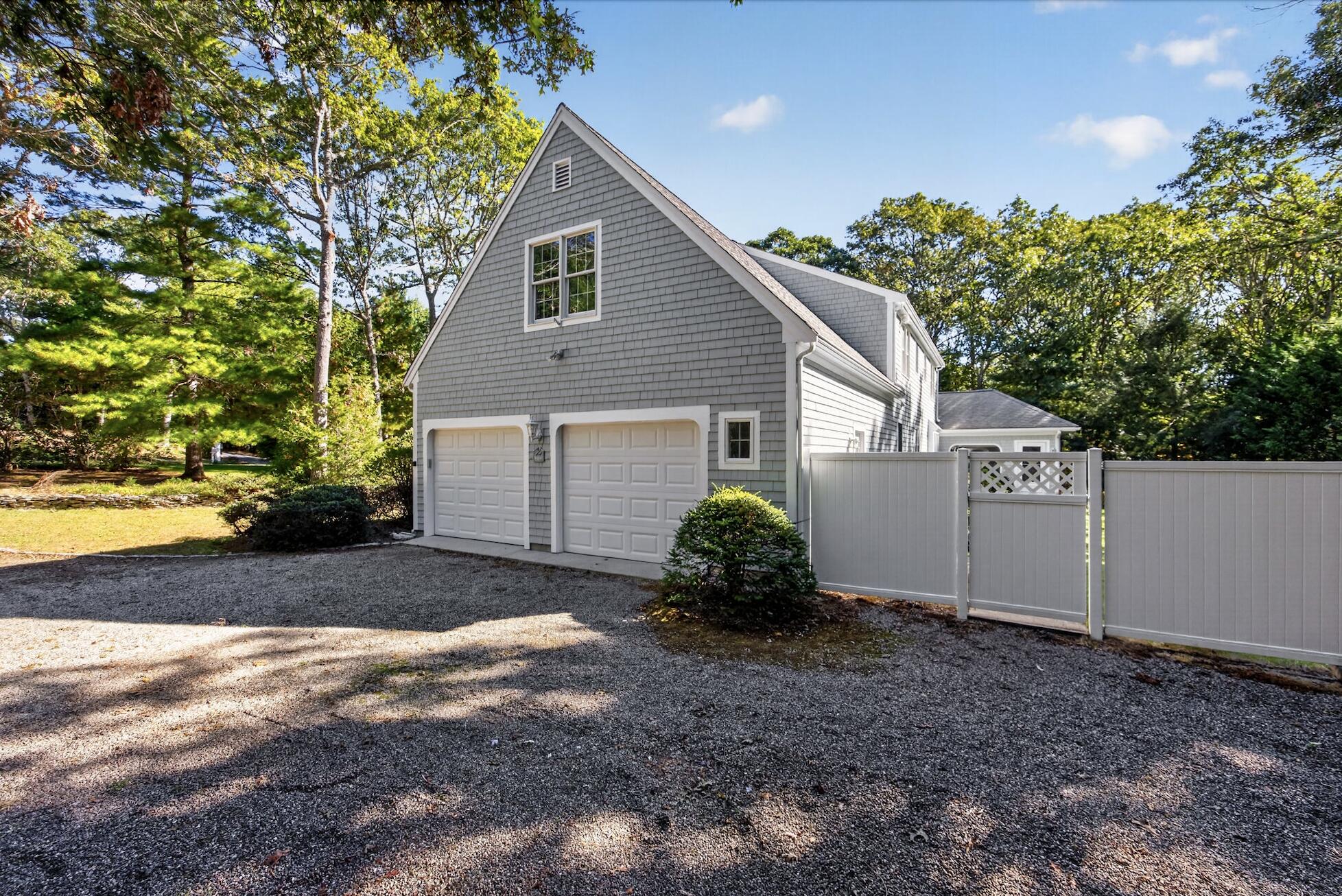 31 Little Neck Way Marstons Mills MA 02648
