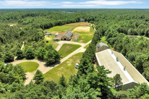 9 Riesling Road Plymouth MA 02360