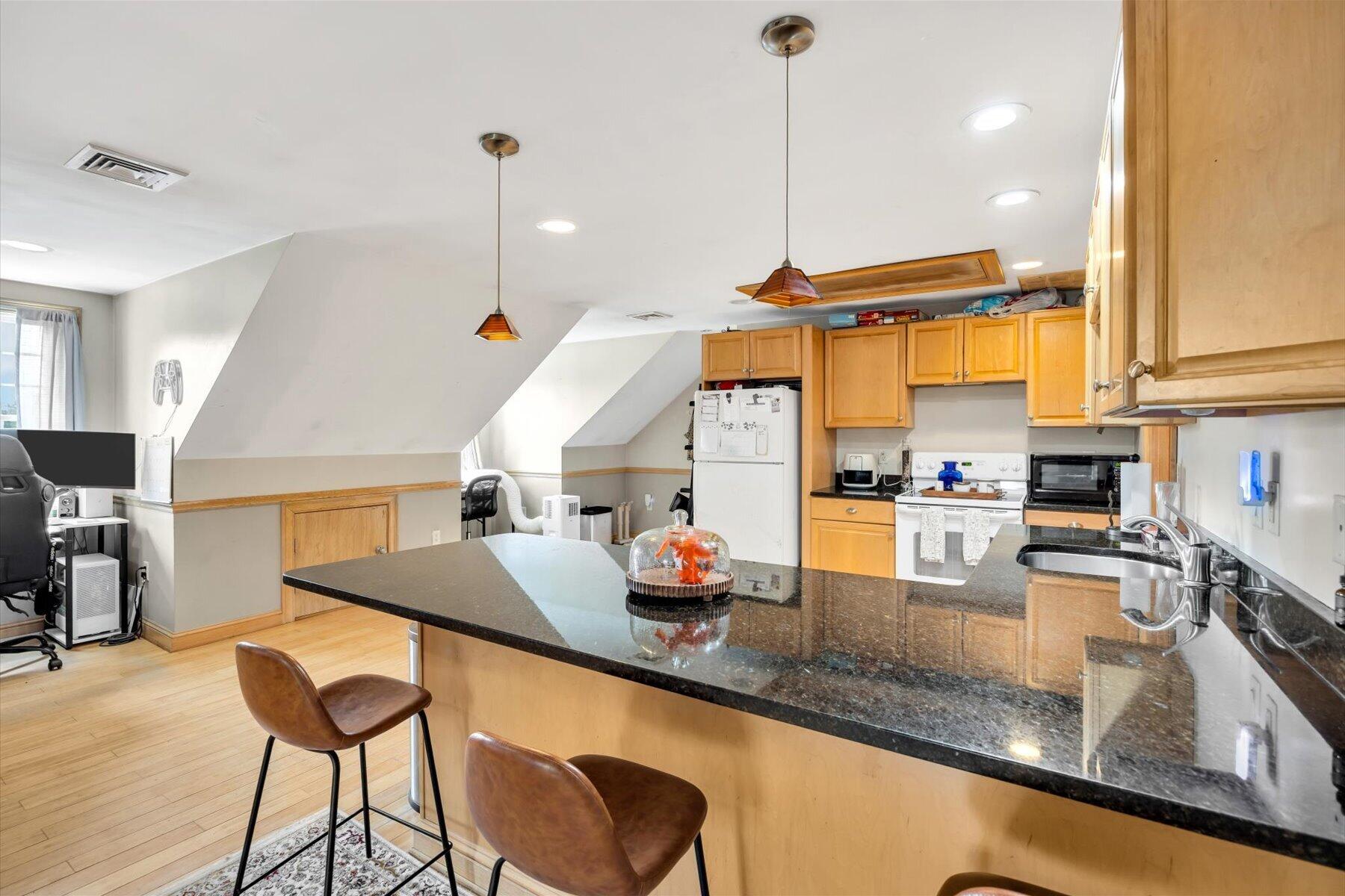 9 Riesling Road Plymouth MA 02360
