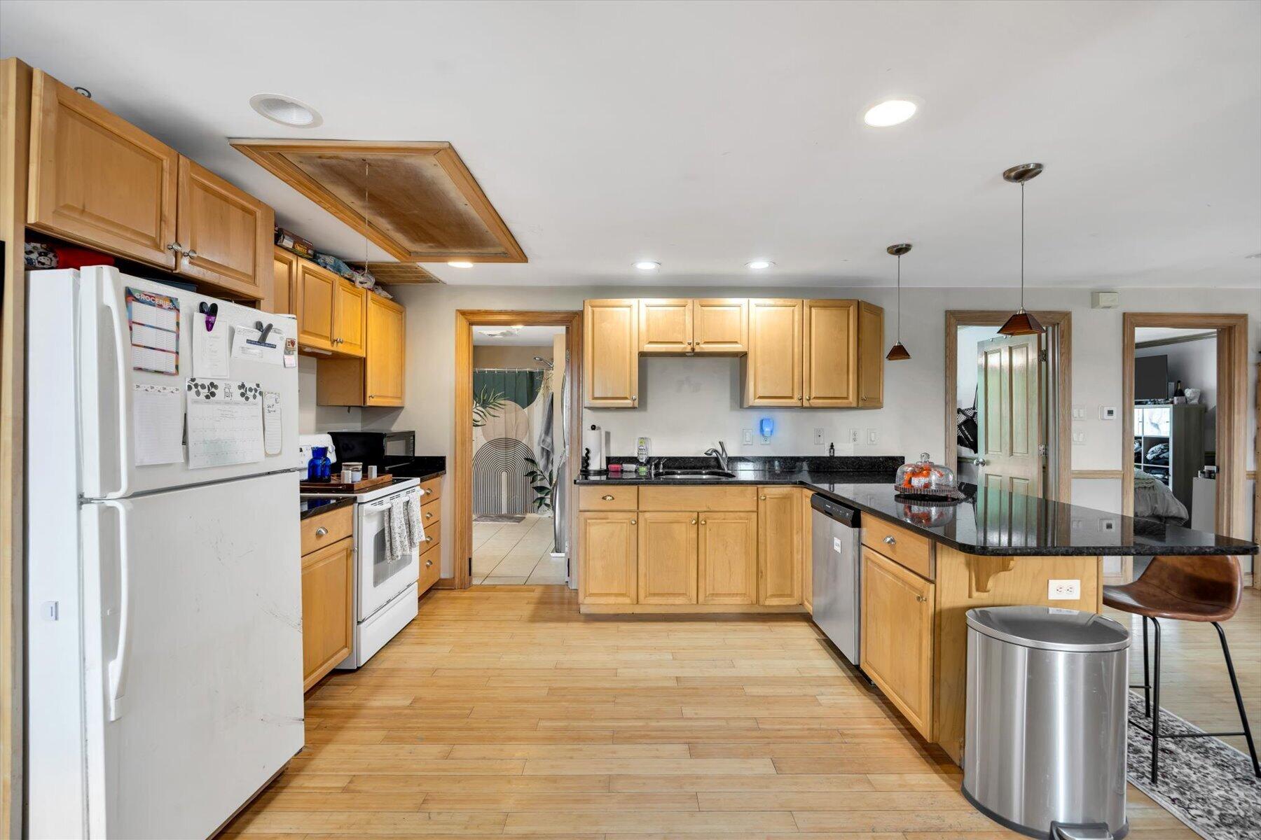 9 Riesling Road Plymouth MA 02360