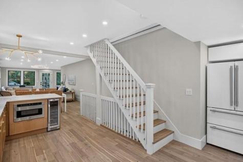 21 Brewster Street Provincetown MA 02657