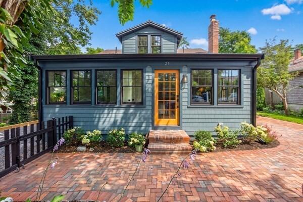 21 Brewster Street Provincetown MA 02657