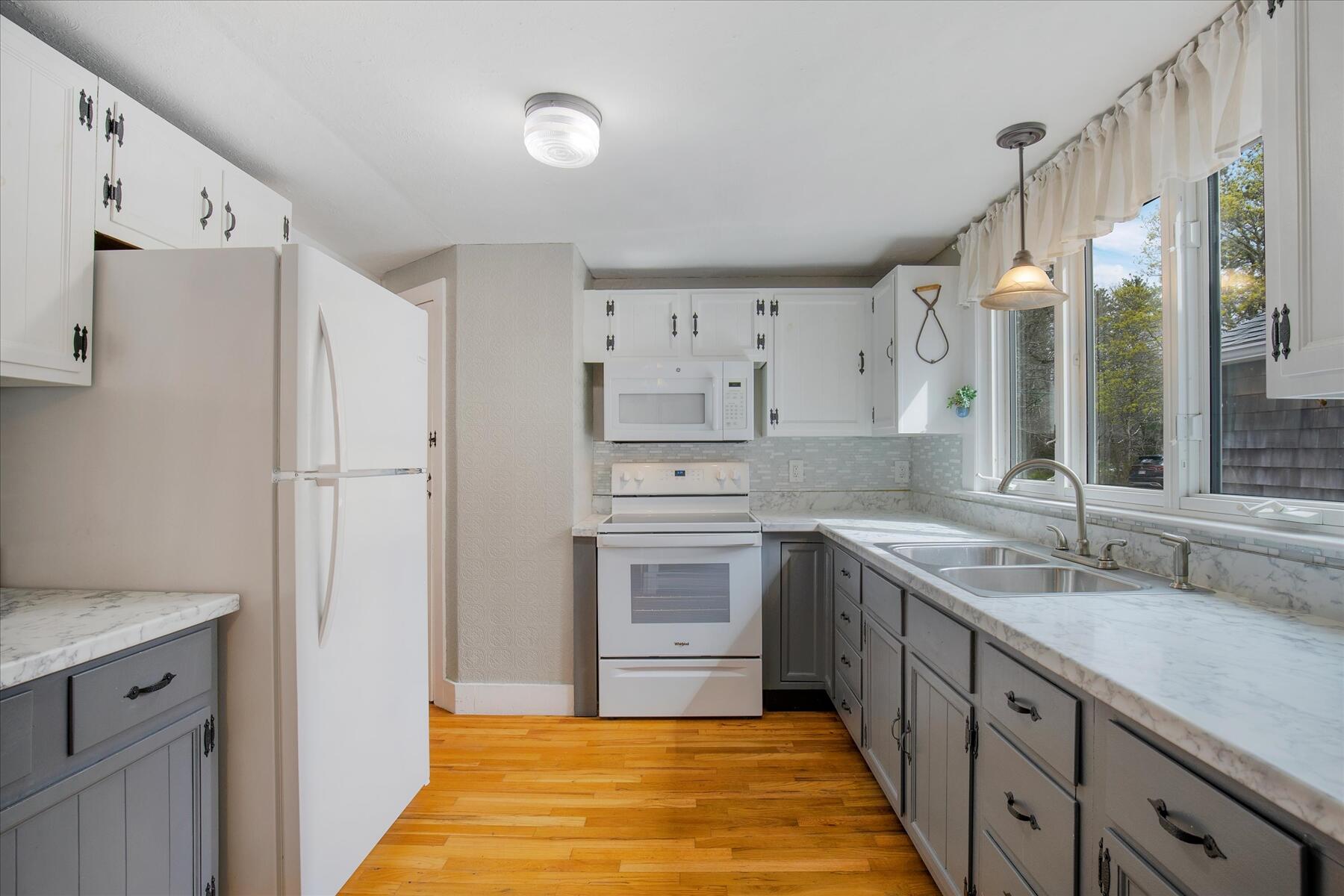 61 Old Phinneys Lane Barnstable MA 02630