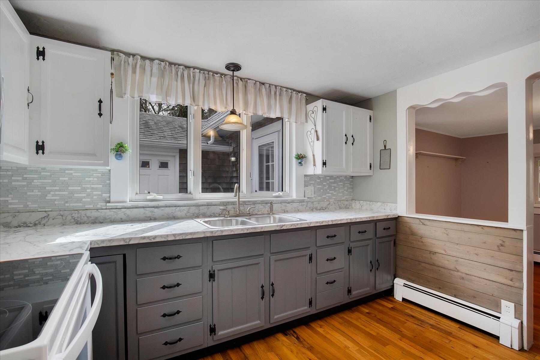 61 Old Phinneys Lane Barnstable MA 02630