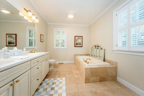 224 Wianno Circle Osterville MA 02655