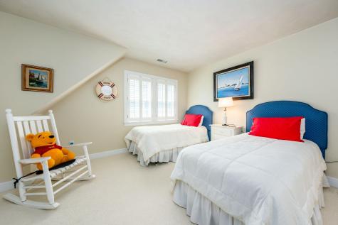 224 Wianno Circle Osterville MA 02655