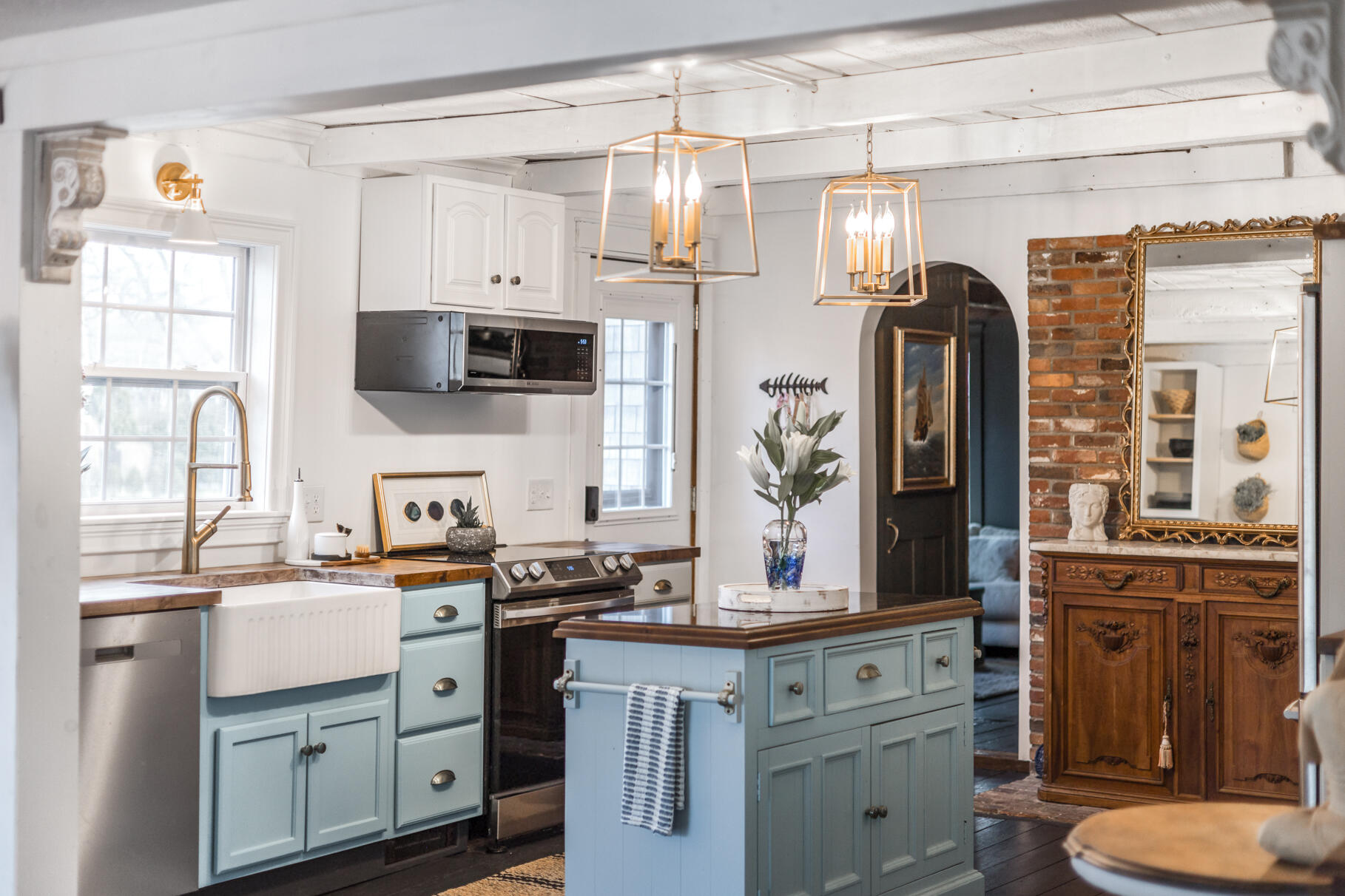 209 Main Street Sandwich MA 02563