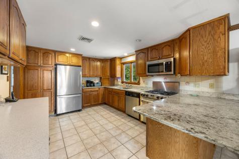 2 Franconia Avenue Wareham MA 02571