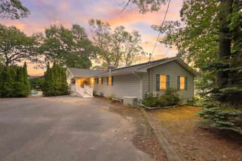 2 Franconia Avenue Wareham MA 02571