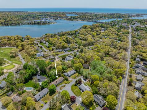27 Cherub Lane Yarmouth MA 02664