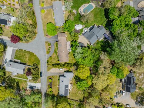 27 Cherub Lane Yarmouth MA 02664